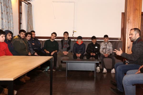 MİLLET KIRAATHANEMİZDE GENÇLERE KONFERASYON fotoğraf 2