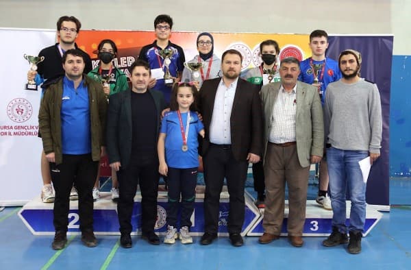 GÜRSU’DA BİREYSEL MASA TENİSİ TURNUVASI fotoğraf 2