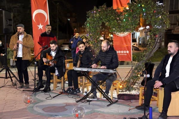 SEVGİLİLER GÜNÜ ÖZEL KONSERİ fotoğraf 8
