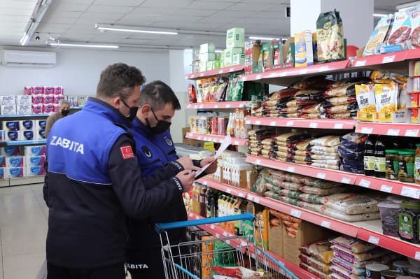 GÜRSU’DA TEMEL GIDA ÜRÜNLERİNDEKİ İNDİRİM UYGULAMASI DENETLENDİ fotoğraf 2