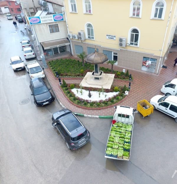 GÜRSU’DA KENT MOBİLYALARI VE YEŞİL BÜTÜNLEŞİYOR fotoğraf 8