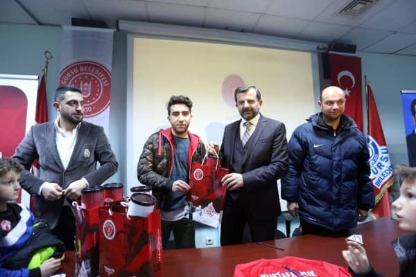 BAŞKAN IŞIK GENÇ SPORCULARI AĞIRLADI fotoğraf 8