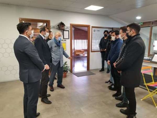 TEKNOFESTE HAZIRLANAN GÜRSULU GENÇLERE BELEDİYEDEN DESTEK fotoğraf 1