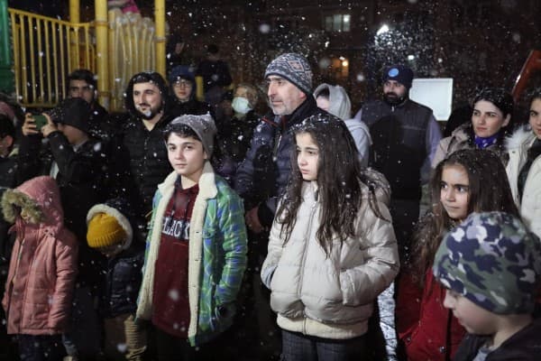 GÜRSU AYYILDIZ MEHTERAN TAKIMI’NDAN KAR SOĞUĞUNU UNUTTURAN ÇANAKKALE COŞKUSU fotoğraf 4