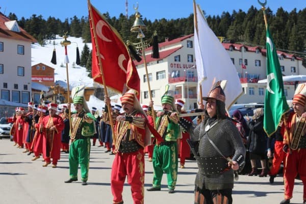 AYYILDIZ MEHTER TAKIMI YENİ MEHTERLERİ EĞİTİYOR fotoğraf 1