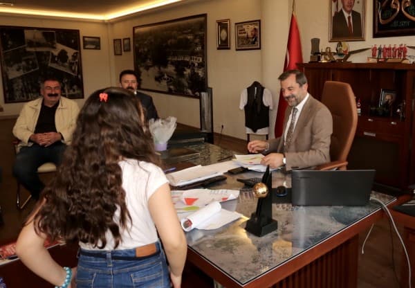 MİNİK ÖĞRENCİLERİMİZİN BELEDİYEMİZE ZİYARETİ fotoğraf 1