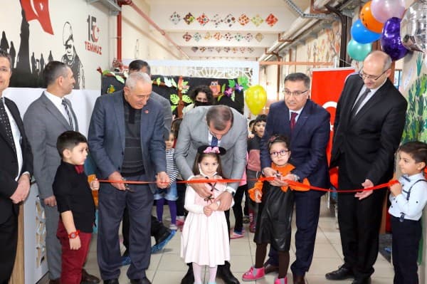 ANA SINIFI KURDELE KESİM TÖRENİ fotoğraf 4