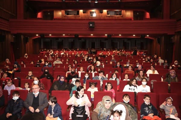Gürsulu Çocuklar Ramazan’da da Tiyatro Ve Sinemayla Buluşturuluyor fotoğraf 1