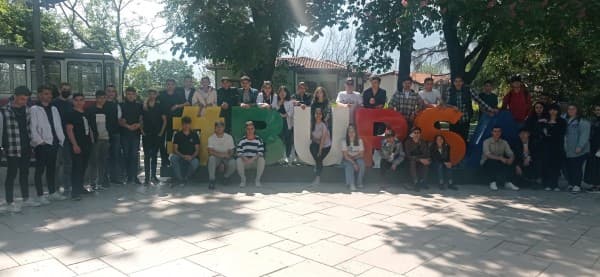 Başkan Mustafa Işık : “Bursa’mızın Köklü Tarihini Gençlerimize Tanıtıyoruz” fotoğraf 1