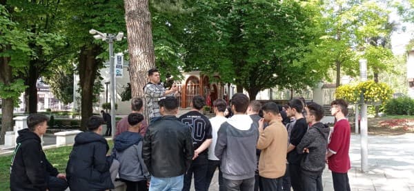 Başkan Mustafa Işık : “Bursa’mızın Köklü Tarihini Gençlerimize Tanıtıyoruz” fotoğraf 2