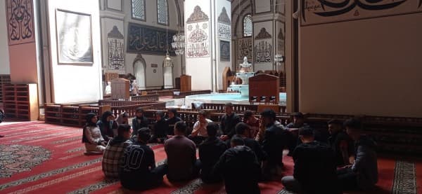 Başkan Mustafa Işık : “Bursa’mızın Köklü Tarihini Gençlerimize Tanıtıyoruz” fotoğraf 3