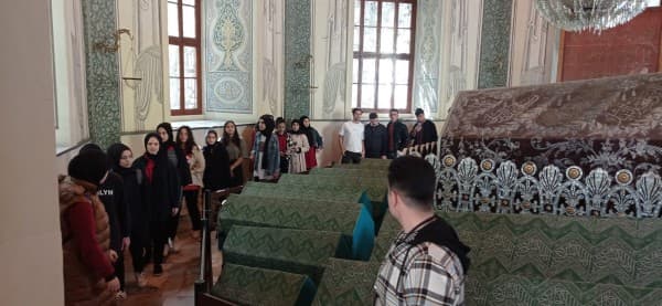 Başkan Mustafa Işık : “Bursa’mızın Köklü Tarihini Gençlerimize Tanıtıyoruz” fotoğraf 6