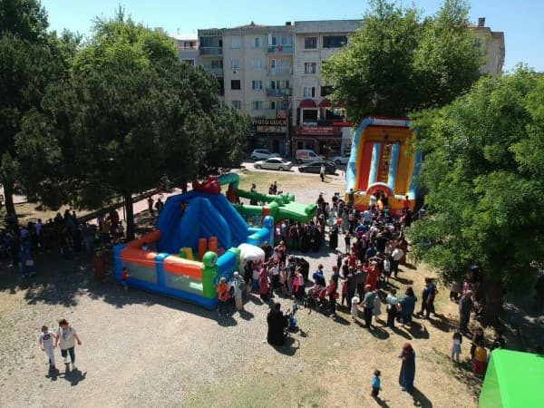Gürsulu Çocukların Uçurtmalı Bahar Coşkusu fotoğraf 7