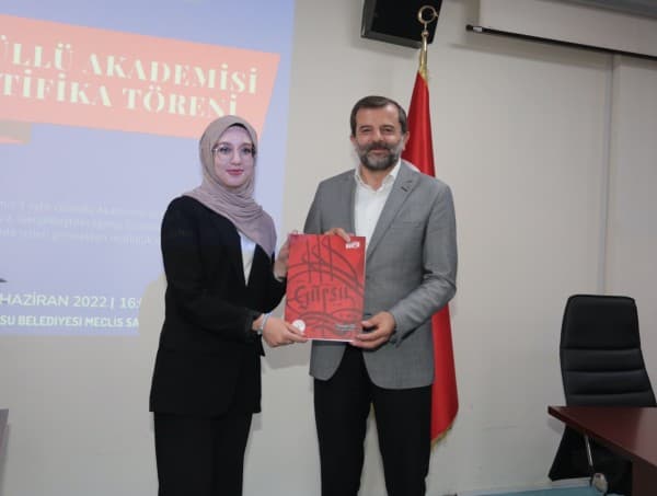 Gürsu Belediyesi Eurodesk Gönüllü Akademisi Öğrencileri Sertifikalarını Aldı fotoğraf 2