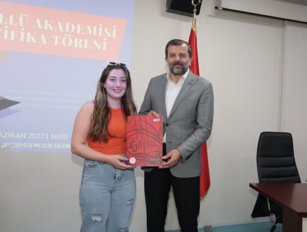 Gürsu Belediyesi Eurodesk Gönüllü Akademisi Öğrencileri Sertifikalarını Aldı fotoğraf 3