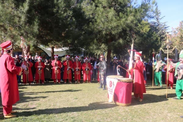 GÜRSU AYYILDIZ MEHTER TAKIMI BİLECİK’İN TAM KALBİNDE fotoğraf 7