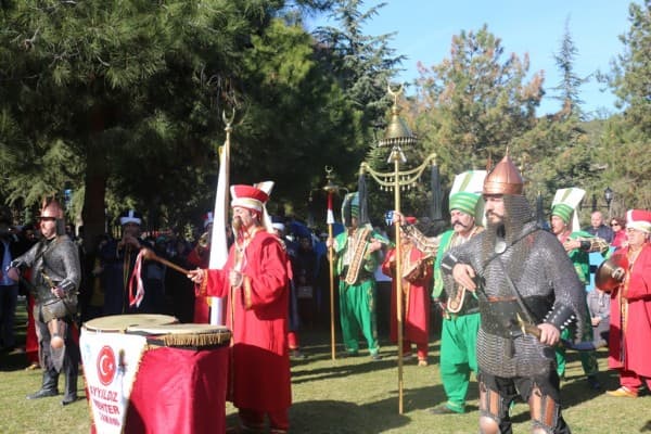 GÜRSU AYYILDIZ MEHTER TAKIMI BİLECİK’İN TAM KALBİNDE fotoğraf 8