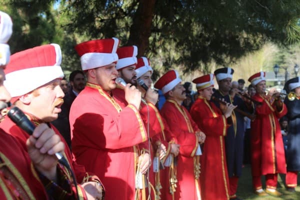 GÜRSU AYYILDIZ MEHTER TAKIMI BİLECİK’İN TAM KALBİNDE fotoğraf 9