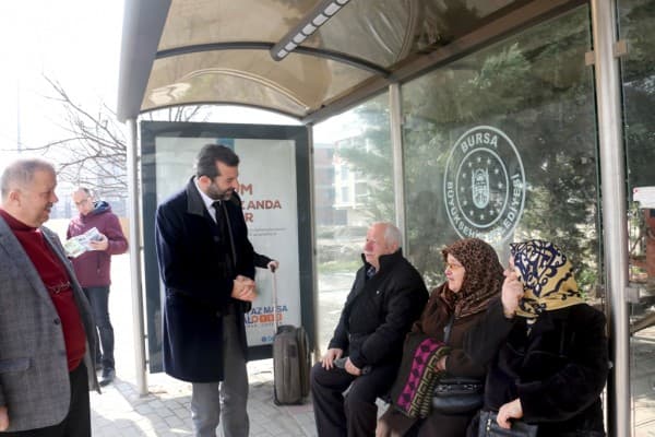BAŞKAN IŞIK, HİZMET BROŞÜRÜNÜ PAYLAŞTI fotoğraf 3