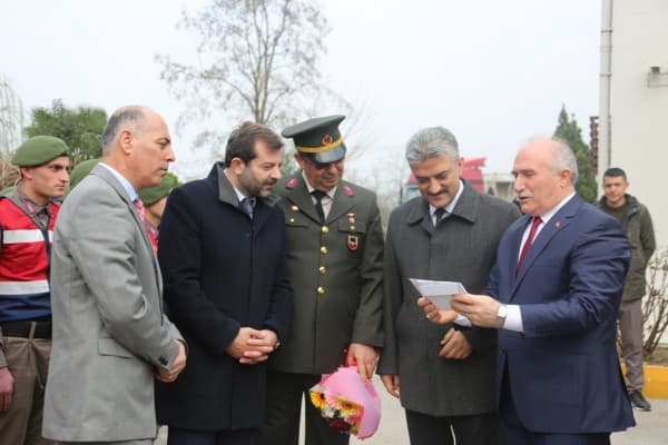 GÜRSULU ÖĞRENCİLERDEN AFRİN’DEKİ MEHMETÇİKLERE MEKTUP fotoğraf 3