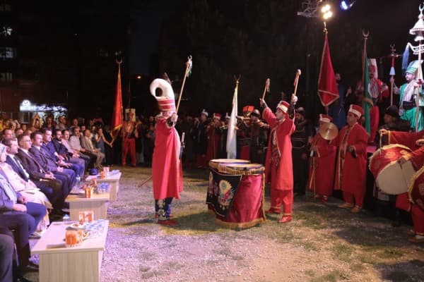Başkan Mustafa Işık :” Her Yıl Artan Daha Gür Bir Sesle Haykırıyoruz; Milletimizin İradesinin Üzerinde Güç Yoktur” fotoğraf 6