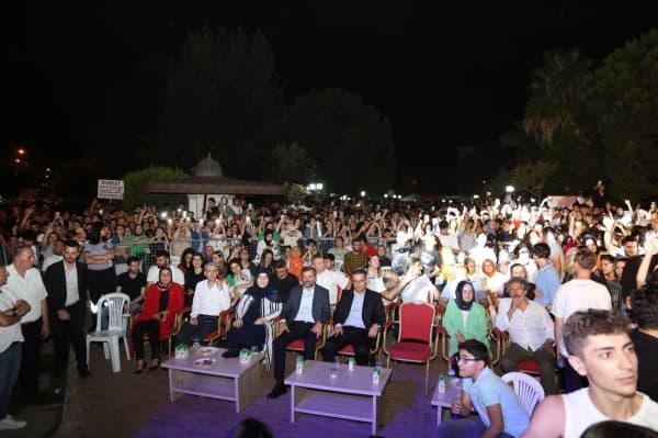 Gürsulu Gençlerin Zafer Coşkusu Geceyi Aydınlattı fotoğraf 5