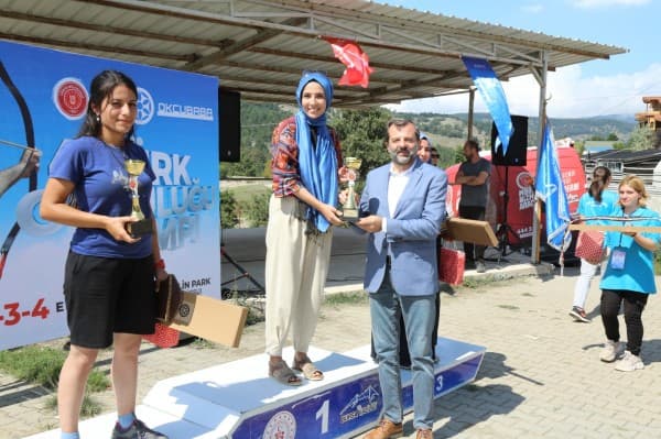 Geleneksel Okçuluk Tutkunları Gürsu Adrenalin Park’ta Hedefe Kilitlendi fotoğraf 16