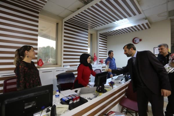 BAŞKAN IŞIK “BİZİM DEĞERLERİMİZ KADINA ŞİDDETİ LANETLER” fotoğraf 2