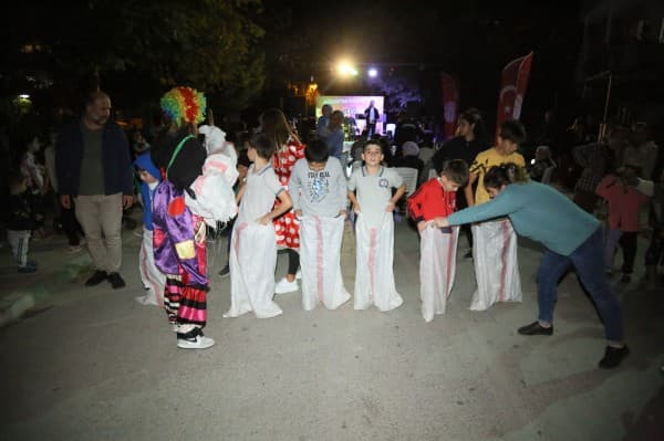 Gürsu’nun Mahalleleri, Konserler Ve Sokak Oyunlarıyla Renkleniyor fotoğraf 8