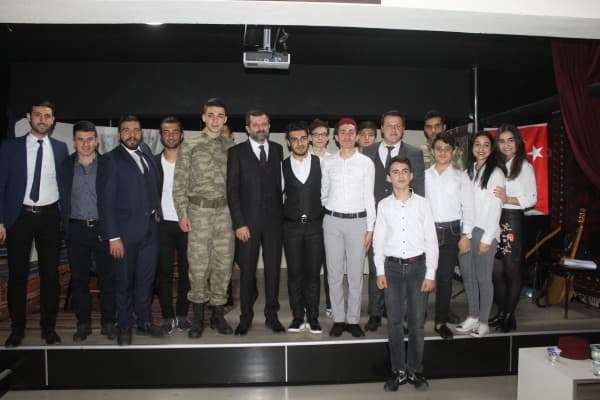 BAŞKAN IŞIK: “GENÇLERİMİZ İSTİKLAL MARŞI’NIN ANLAMINI İYİ KAVRAMALI” fotoğraf 6