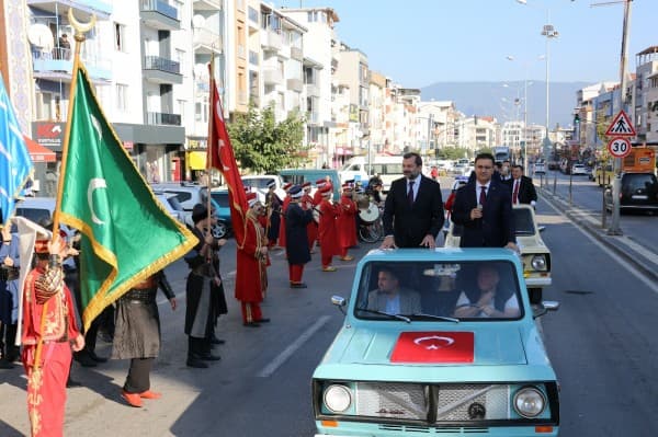 Başkan Mustafa Işık: “Bayramlarımız Birlik Olma Ruhumuzu Tazeleyen Olmazsa Olmazlarımız” fotoğraf 1