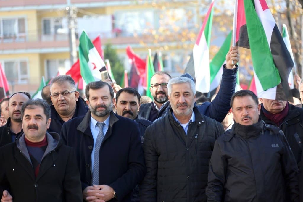 GÜRSULULAR KUDÜS İÇİN TEK YÜREK