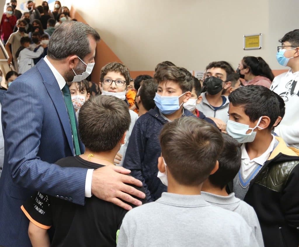 ÖĞRENCİ VE ÖĞRETMENLERİMİZE BAŞARILAR