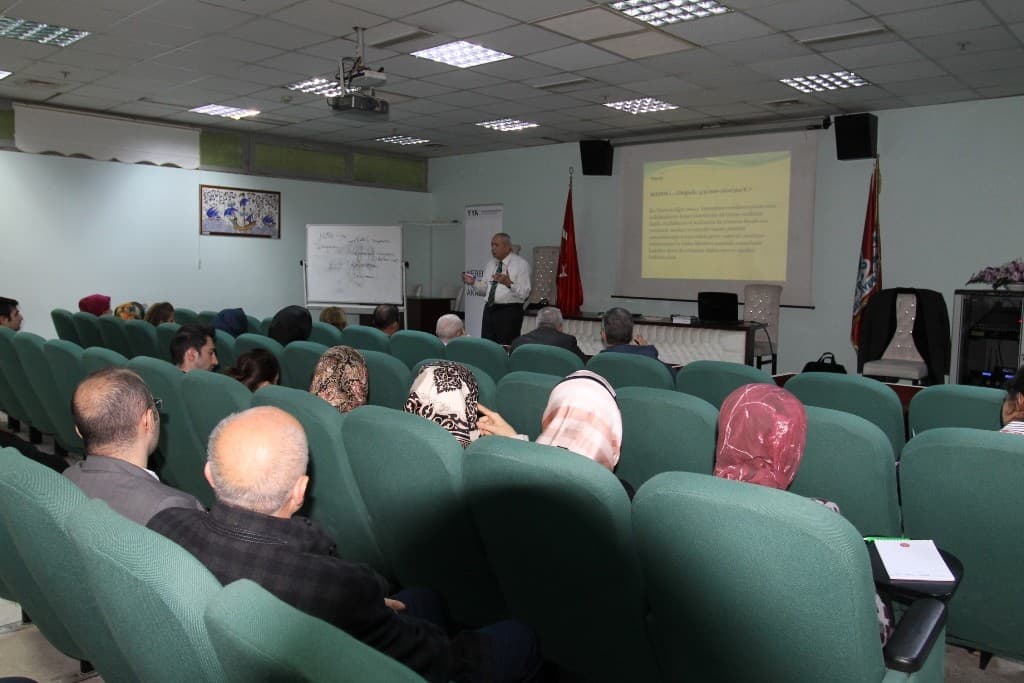 GÜRSU BELEDİYESİ HİZMET İÇİ EĞİTİMLERİ SÜRÜYOR