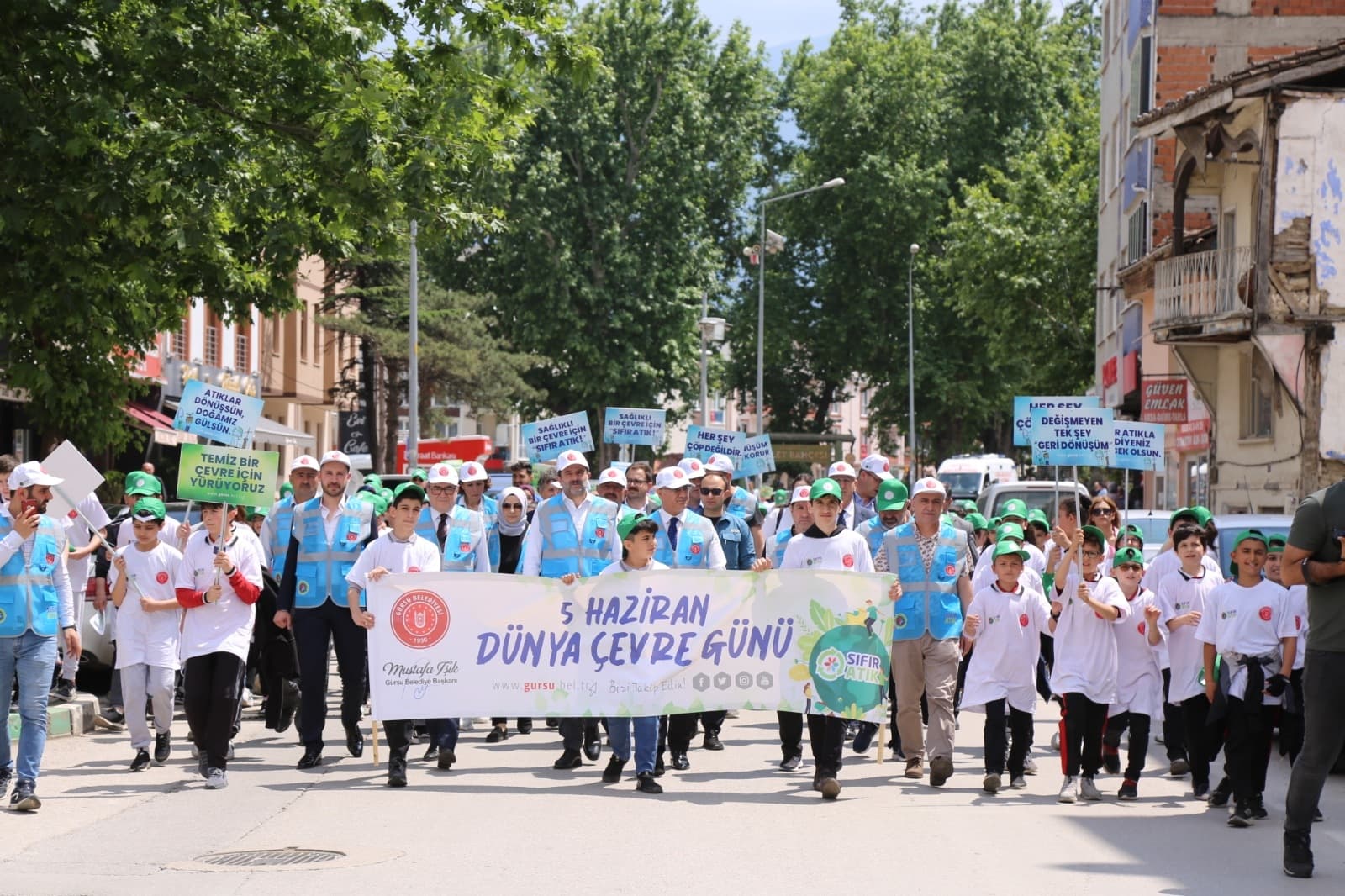 Çevreci Gürsu’da Çevre Yürüyüşü