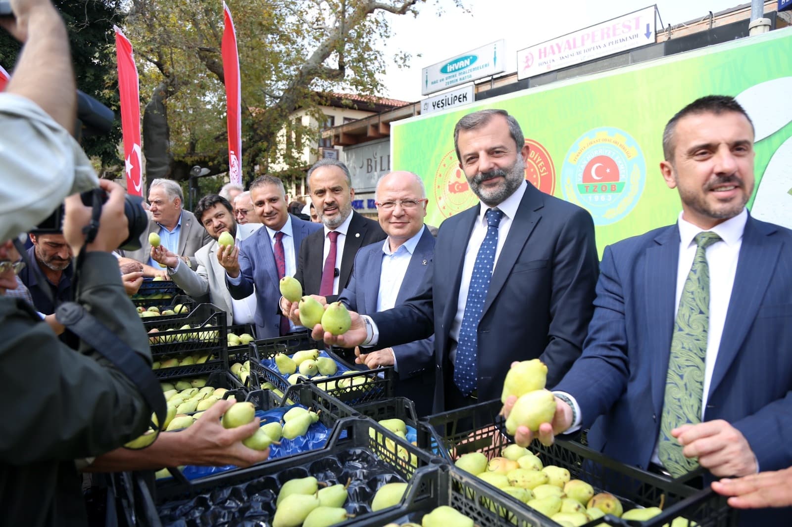 24. Kültür Sanat ve Armut Festivali’ne ‘Tatlı’ Başlangıç