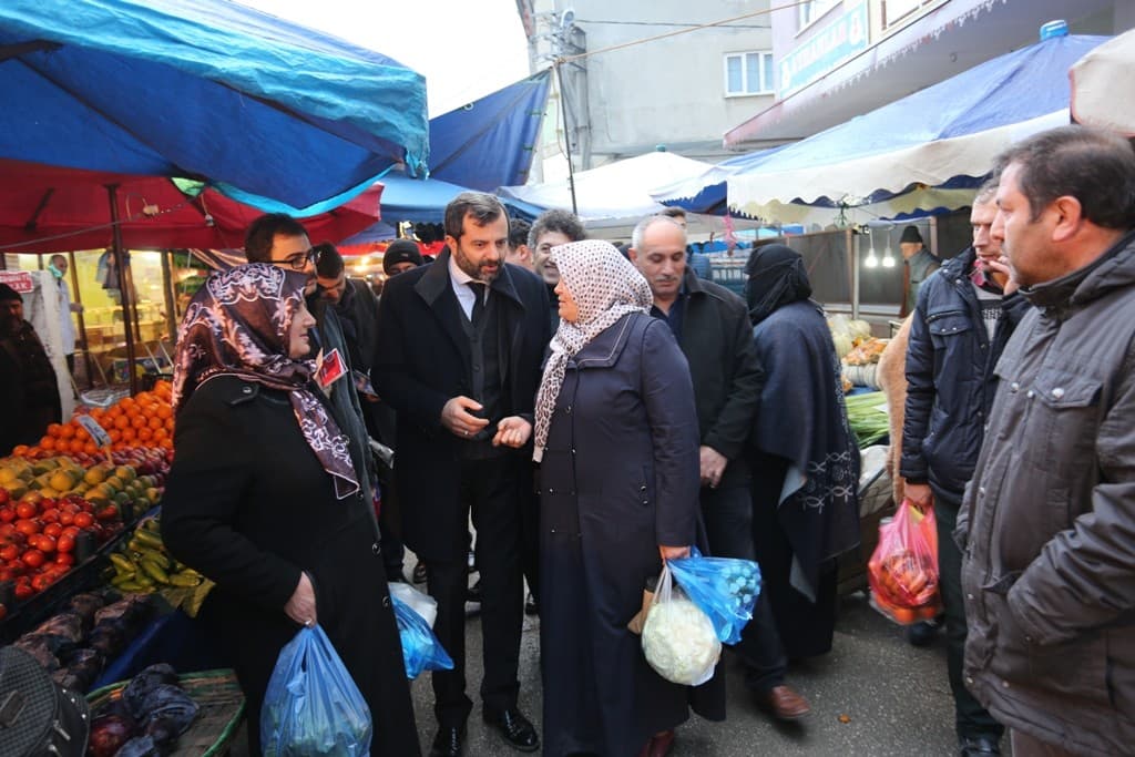 YENİDOĞAN KAPALI PAZAR YERİNE KAVUŞUYOR