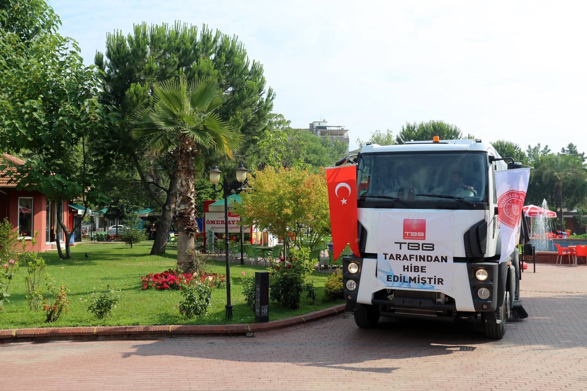 GÜRSU BELEDİYESİ FİLOSUNA YENİ ARAÇLAR KAZANDIRIYOR