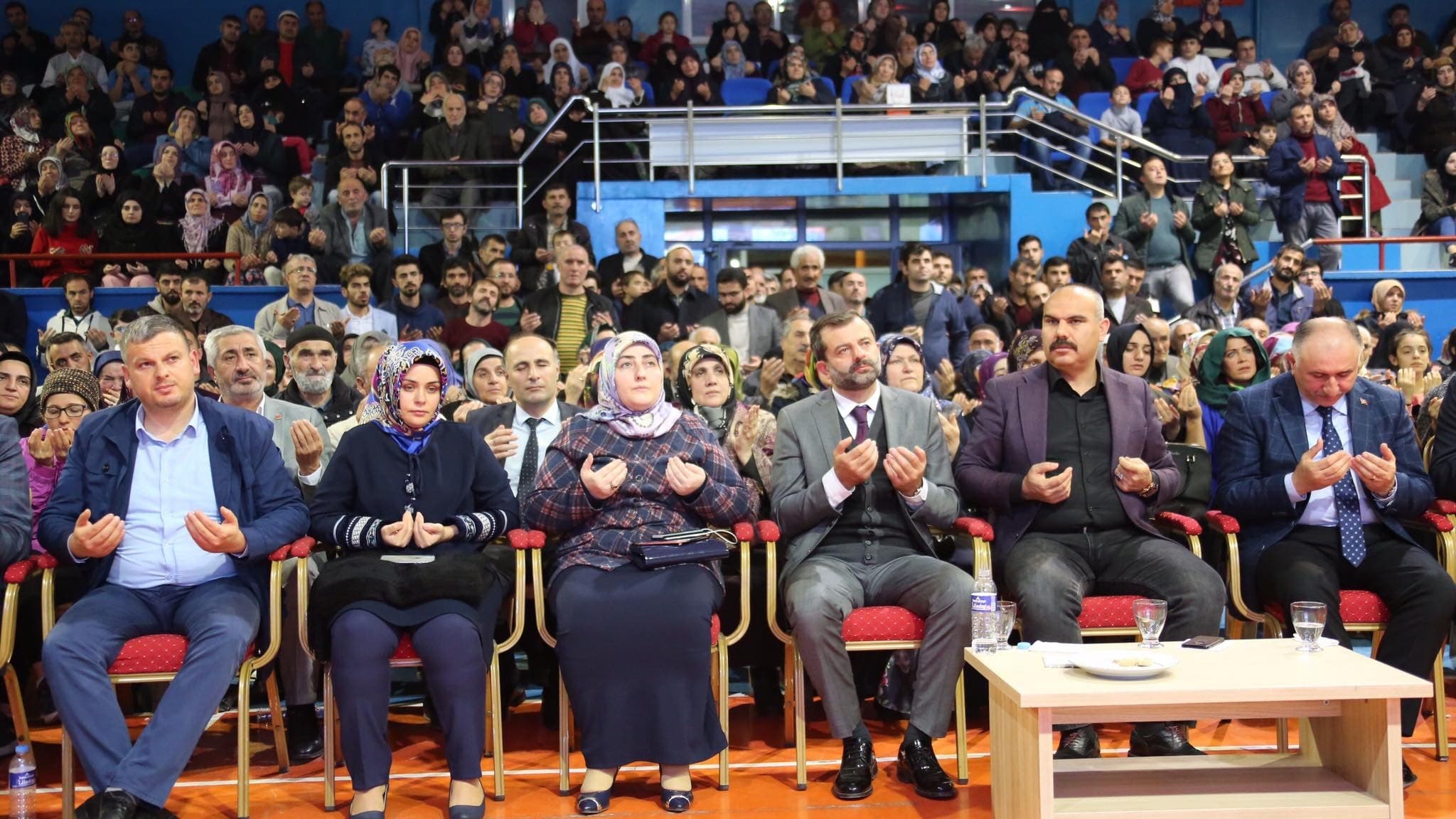GÜRSU’DA MEVLİD KANDİLİ’NİN MANEVİYATI PAYLAŞILDI