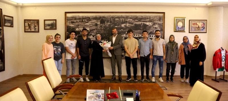 Gürsulu 32 Öğrenci Üniversite Yolunda