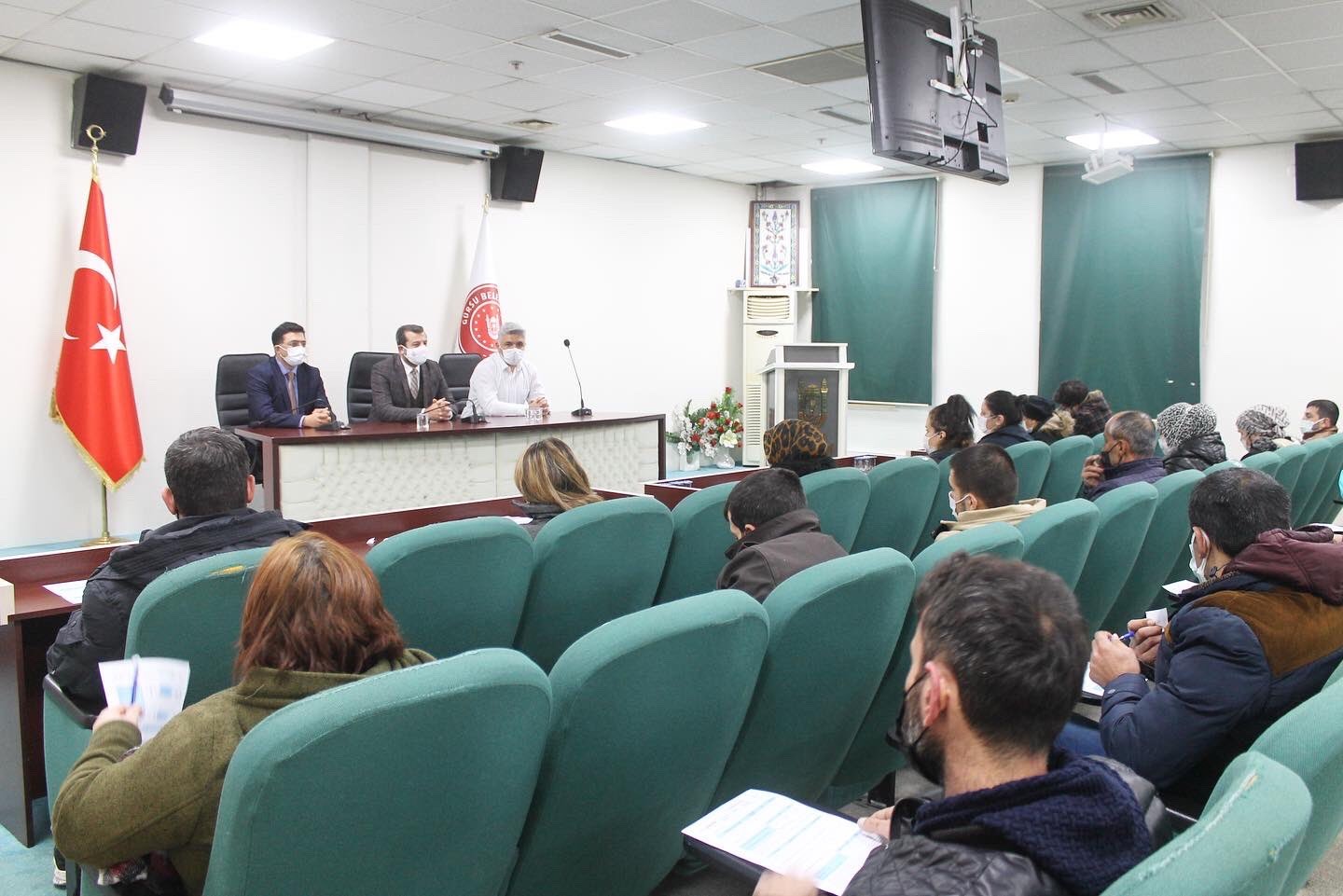 İSTİHDAM SEFERBERLİĞİNE KATKI