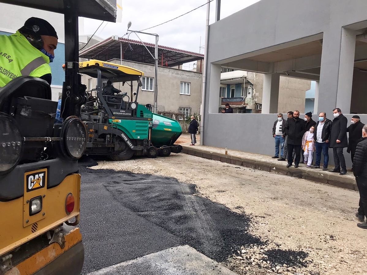 GÜRSU YENİDOĞAN KAPALI PAZARI GÜN SAYIYOR