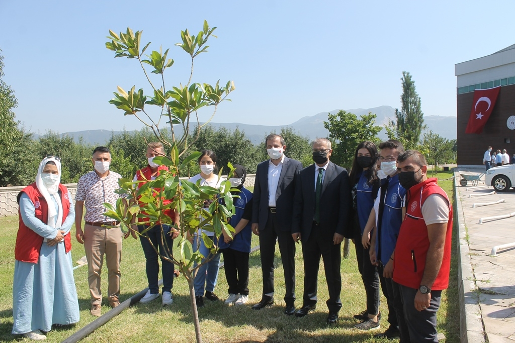 BAŞKAN MUSTAFA IŞIK :” MİLLETÇE AYDINLIK YARINLARIMIZA OMUZ OMUZ YÜRÜMEMİZE KİMSE ENGEL OLAMAYACAKTIR”