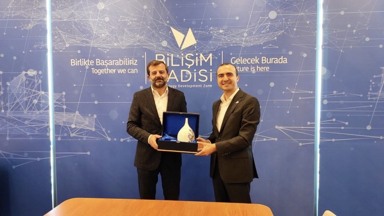 IŞIK BİLİŞİM VADİSİNİ ZİYARET ETTİ