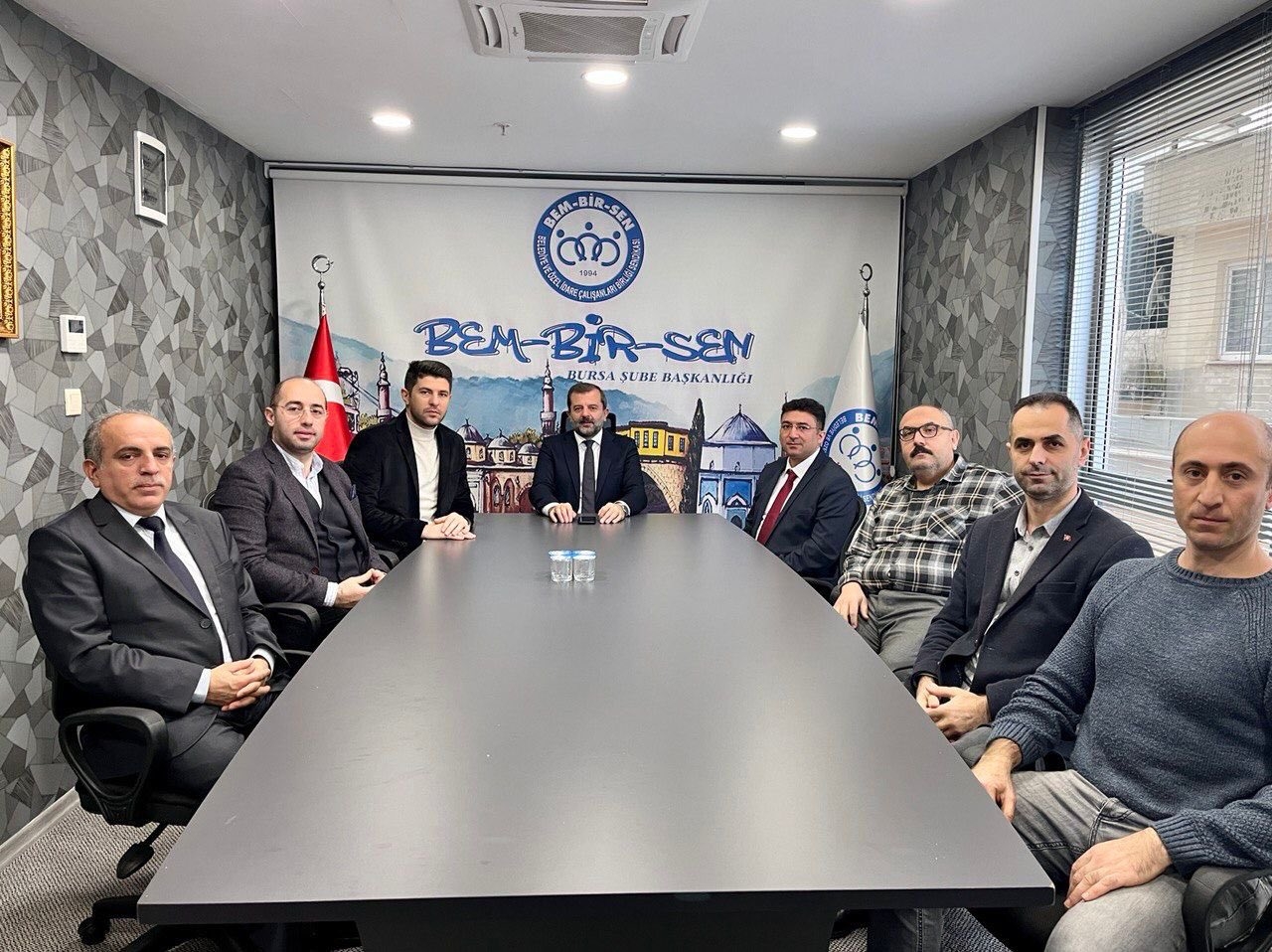 BAŞKAN IŞIK’TAN BEM-BİR-SEN’E ZİYARET