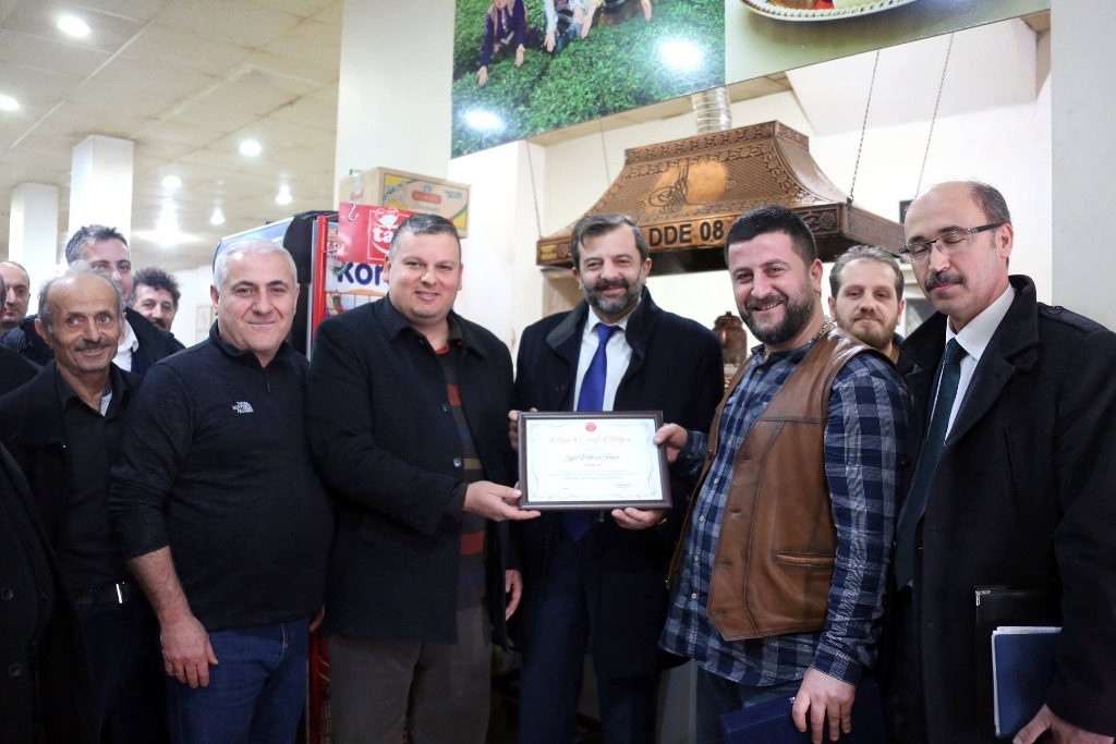 SABAH SOHBETLERİNDE ESNAF BULUŞMALARI SÜRÜYOR