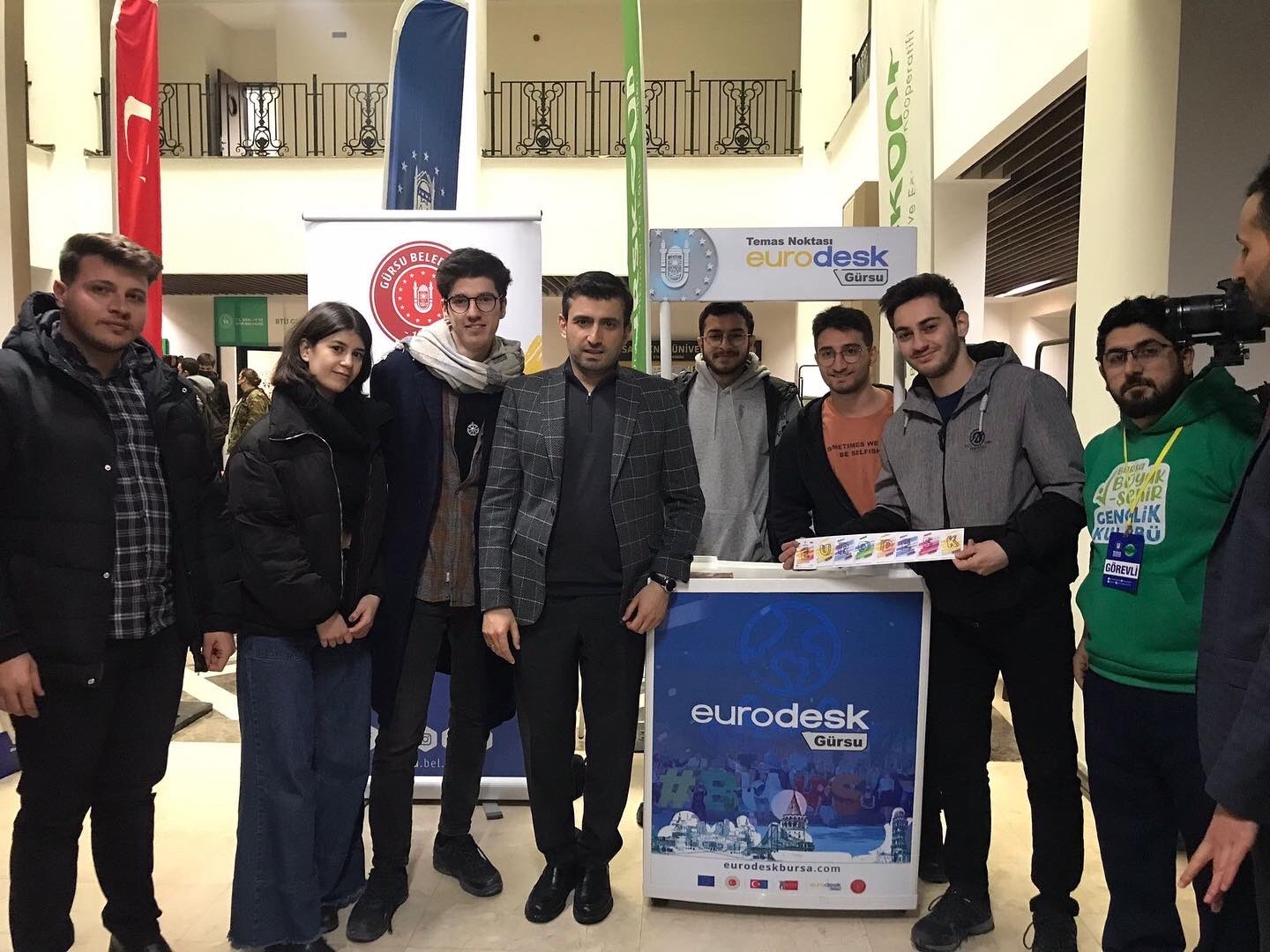 GÜRSULU GENÇLERE AVRUPA FIRSATLARI SUNULUYOR