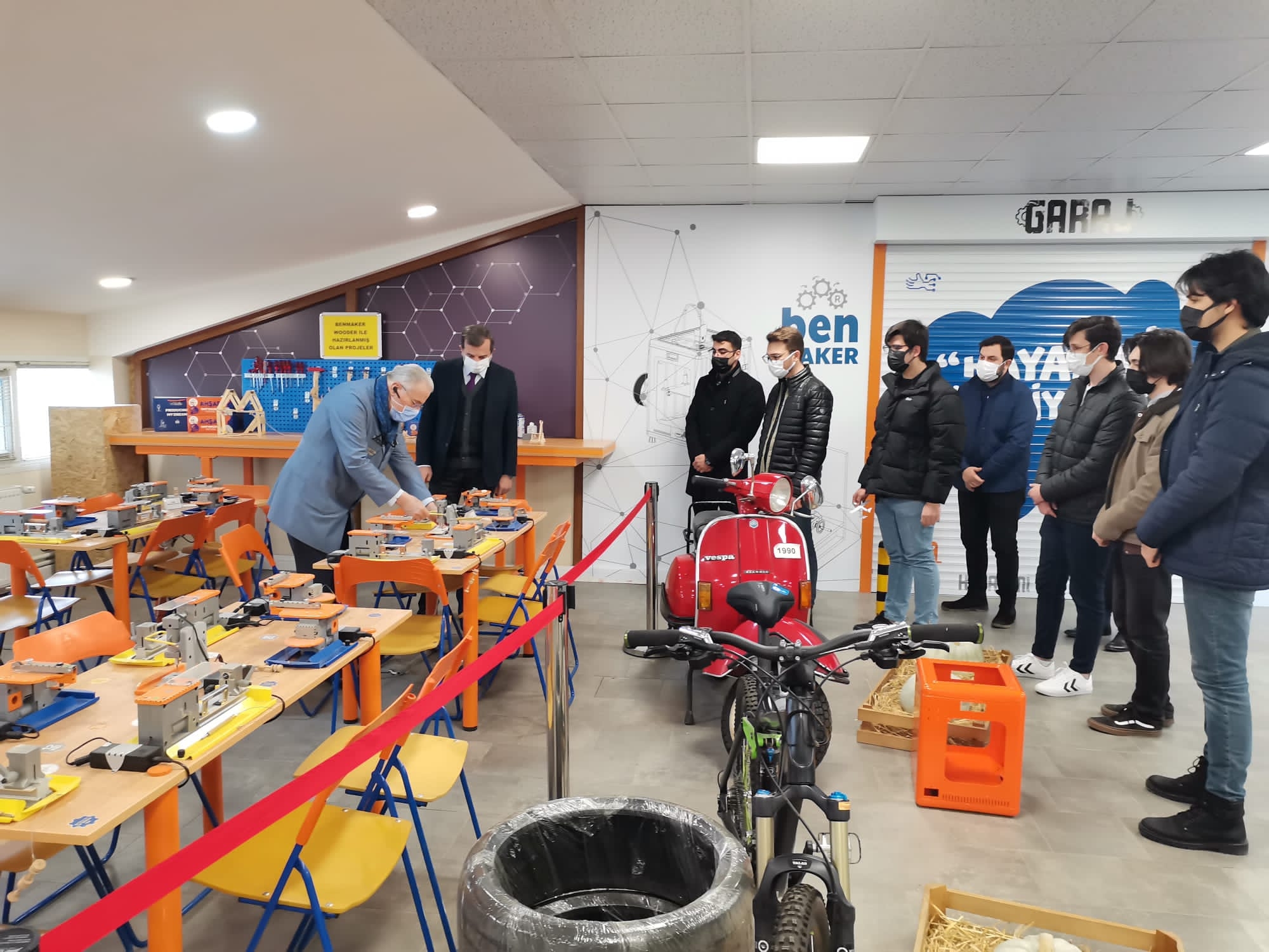 TEKNOFESTE HAZIRLANAN GÜRSULU GENÇLERE BELEDİYEDEN DESTEK