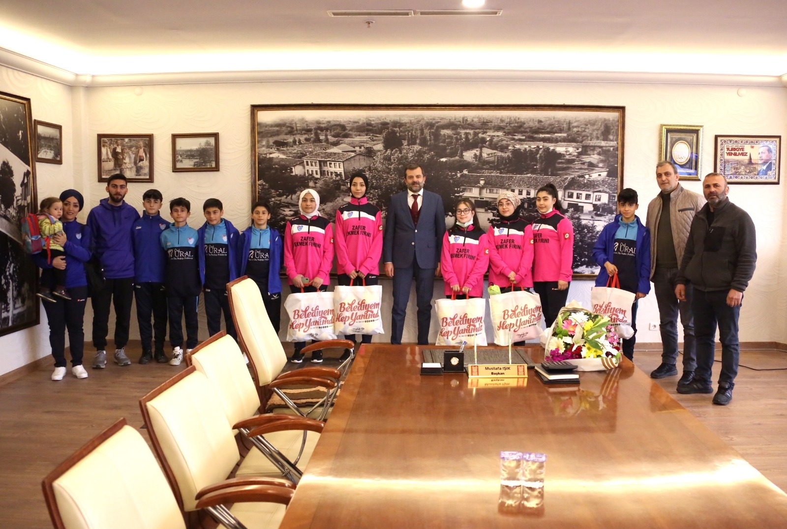 GENÇ SPORCULARIMIZA TAM DESTEK