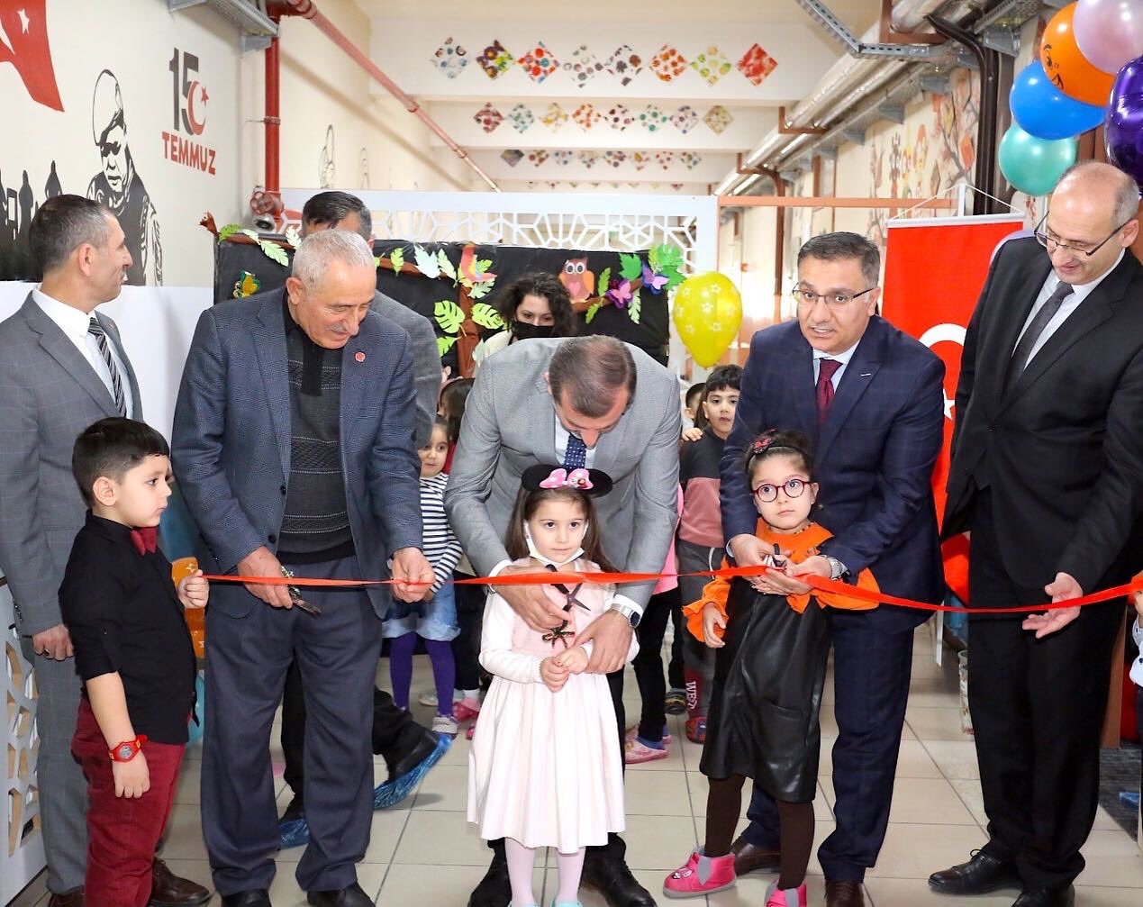 ANA SINIFI KURDELE KESİM TÖRENİ